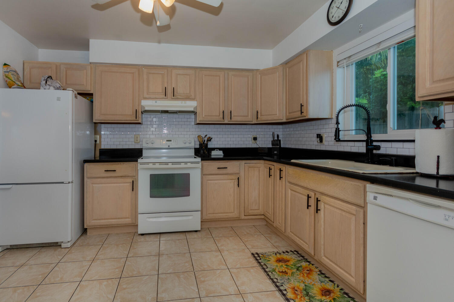 22219 Caldera Avenue Boca Raton, FL 33428 - Photo 28 of 37 IMG_1500