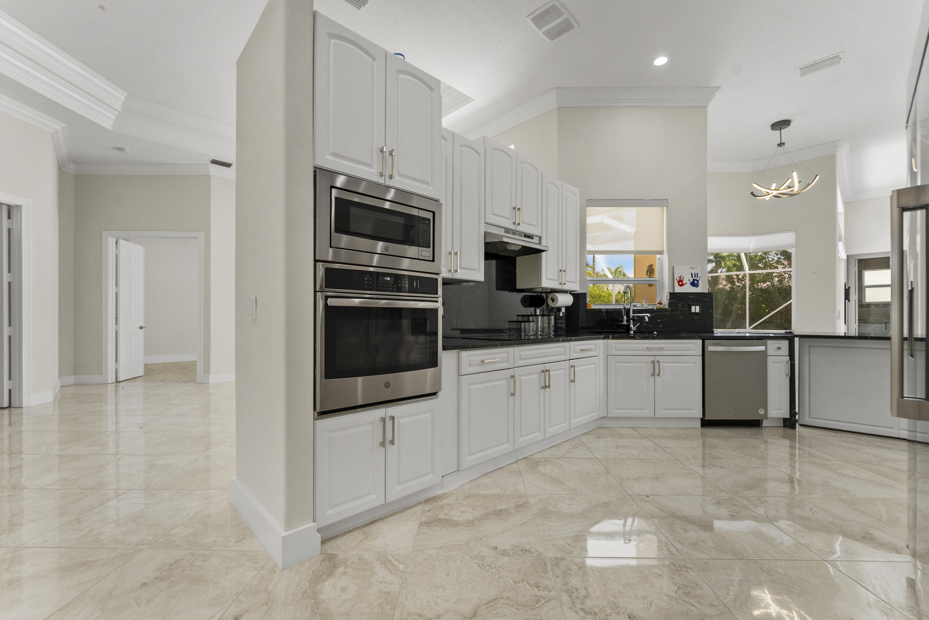 21836 Cypress Palm Court Boca Raton, FL 33428 - Photo 10 of 44 DSC06875