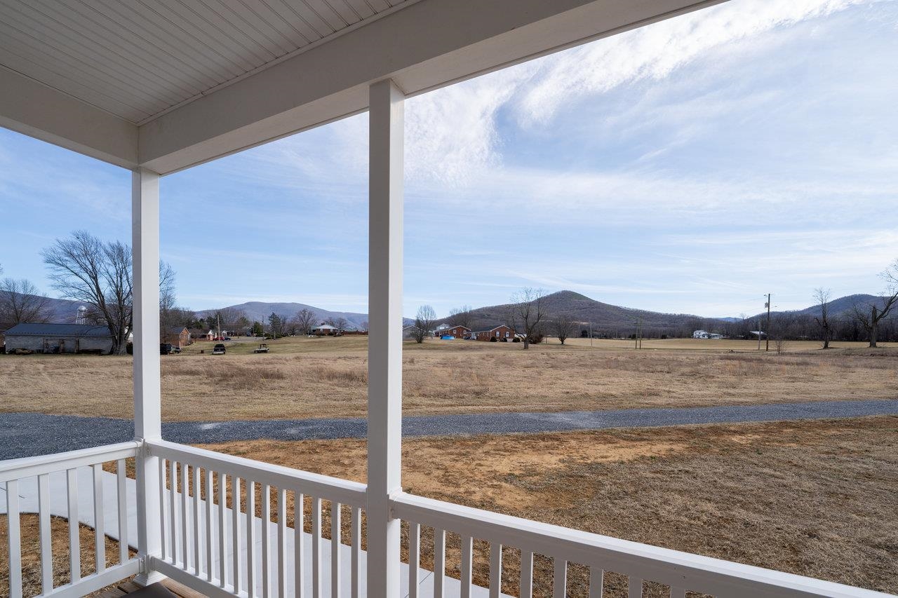 357 Park Road Stanley, VA 22851 - Photo 3 of 39 Gallery Image 3
