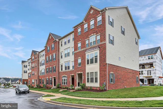 $3,100 | 5952 Etterbeek Street, Ijamsville, MD 21754