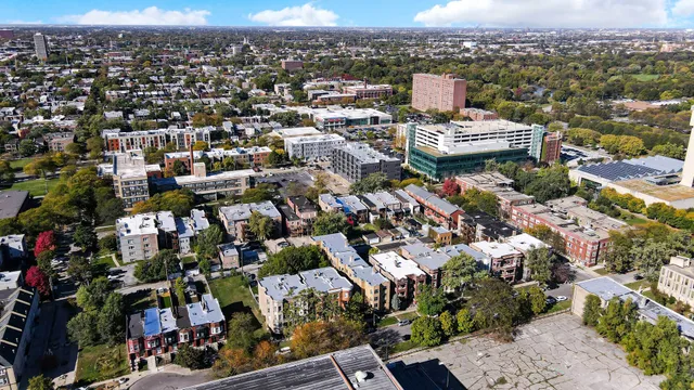 $599,000 | 6150 South Ingleside Avenue, Chicago, IL 60637