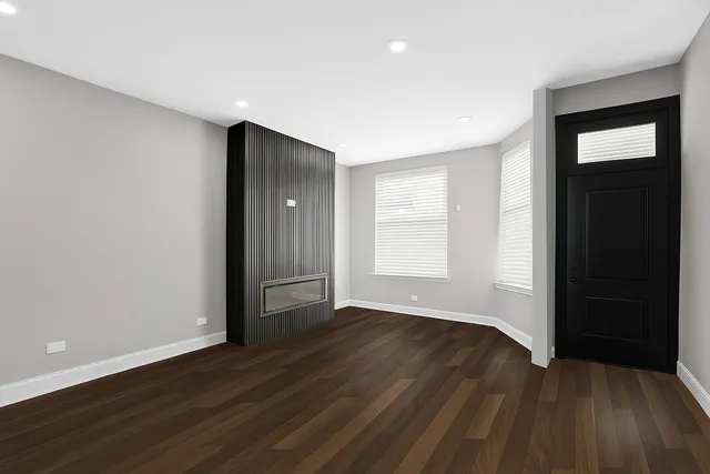 $599,000 | 6150 South Ingleside Avenue, Chicago, IL 60637