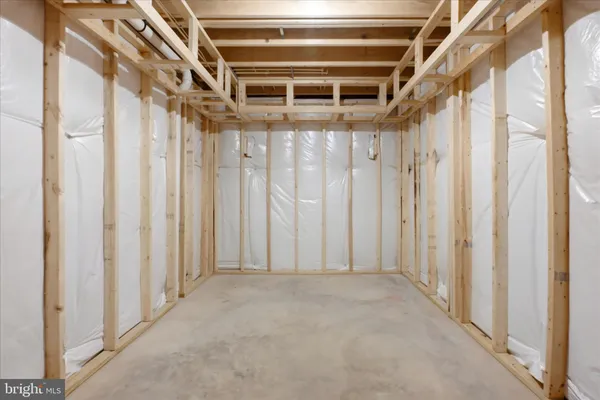 $774,999 | 325 Dehaven Drive, Clear Brook, VA 22624