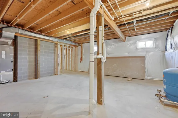 $774,999 | 325 Dehaven Drive, Clear Brook, VA 22624