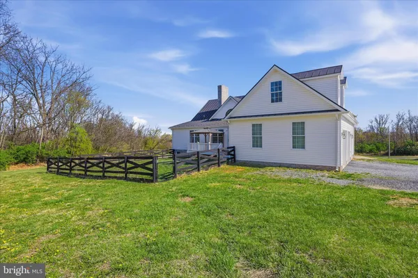 $774,999 | 325 Dehaven Drive, Clear Brook, VA 22624