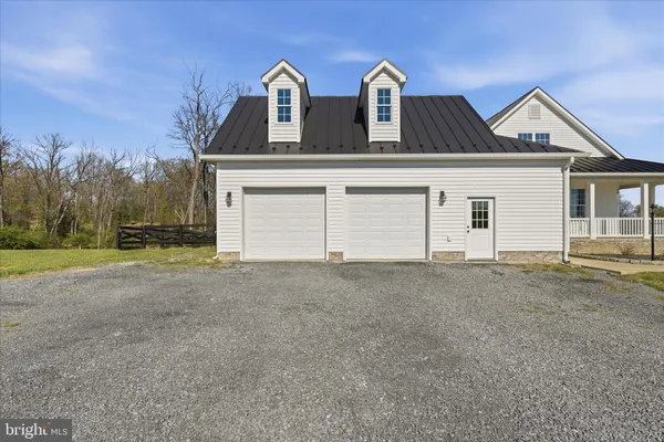 $774,999 | 325 Dehaven Drive, Clear Brook, VA 22624