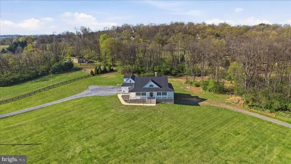 $774,999 | 325 Dehaven Drive, Clear Brook, VA 22624