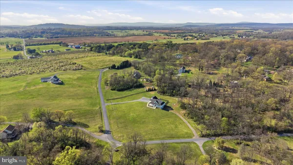 $774,999 | 325 Dehaven Drive, Clear Brook, VA 22624