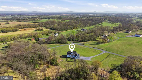 $774,999 | 325 Dehaven Drive, Clear Brook, VA 22624