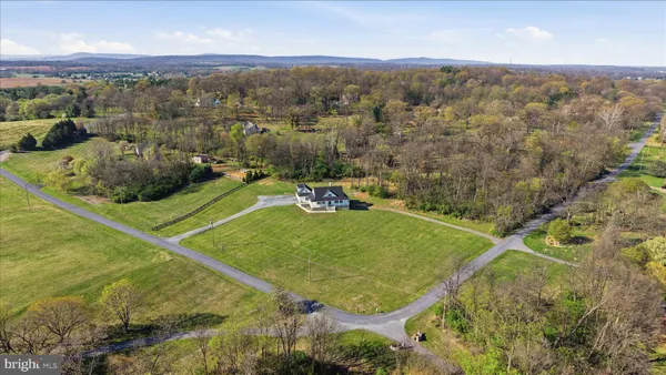 $774,999 | 325 Dehaven Drive, Clear Brook, VA 22624