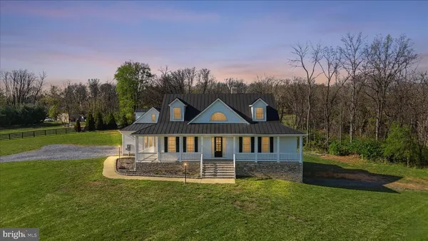 $774,999 | 325 Dehaven Drive, Clear Brook, VA 22624