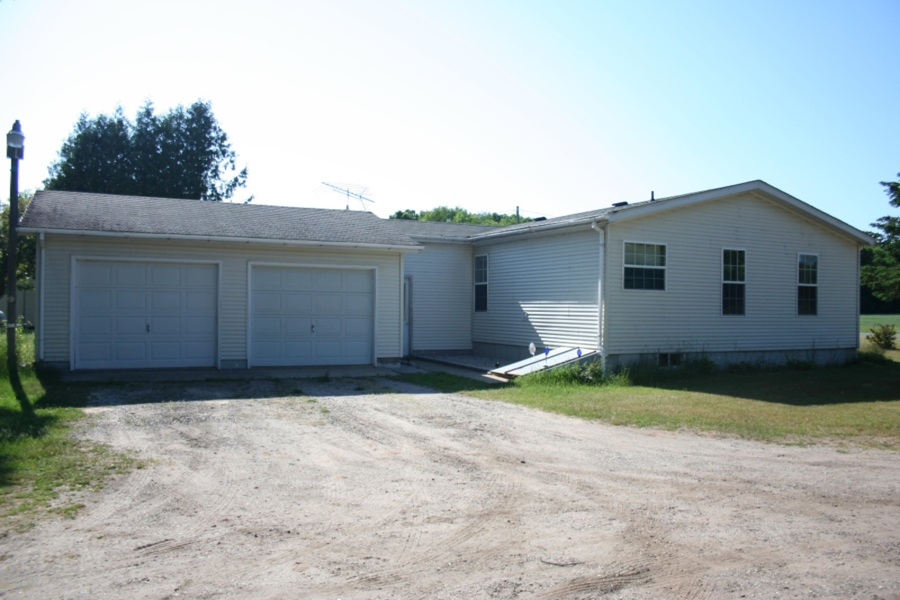 461 West Washington Road Pentwater, MI 49449 - Photo 1 of 44 IMG_1352
