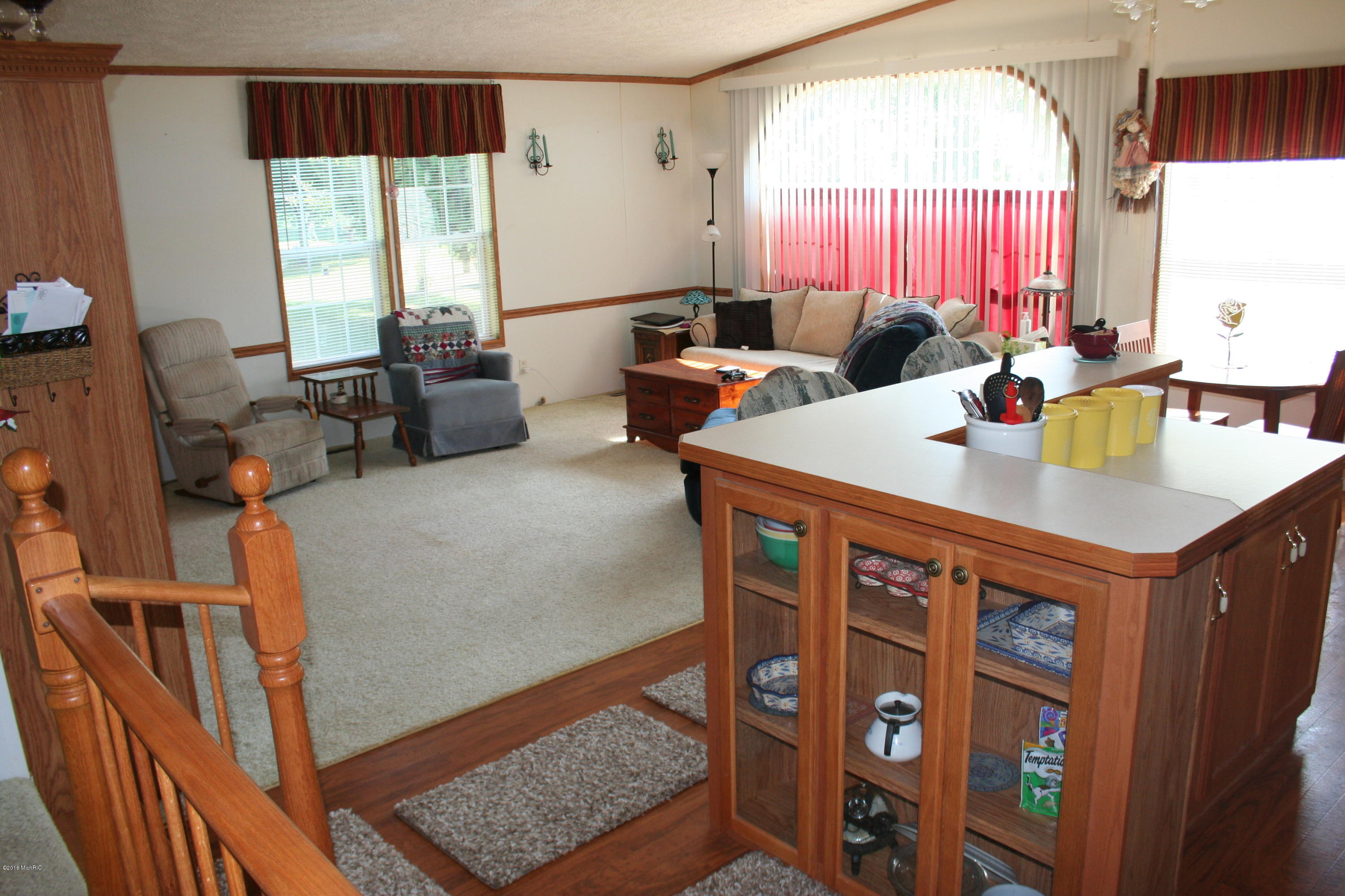 461 West Washington Road Pentwater, MI 49449 - Photo 8 of 44 3