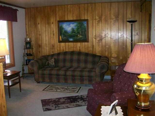 2249 Washington Road Washington, IL 61571 - Photo 8 of 9 Gallery Image 8