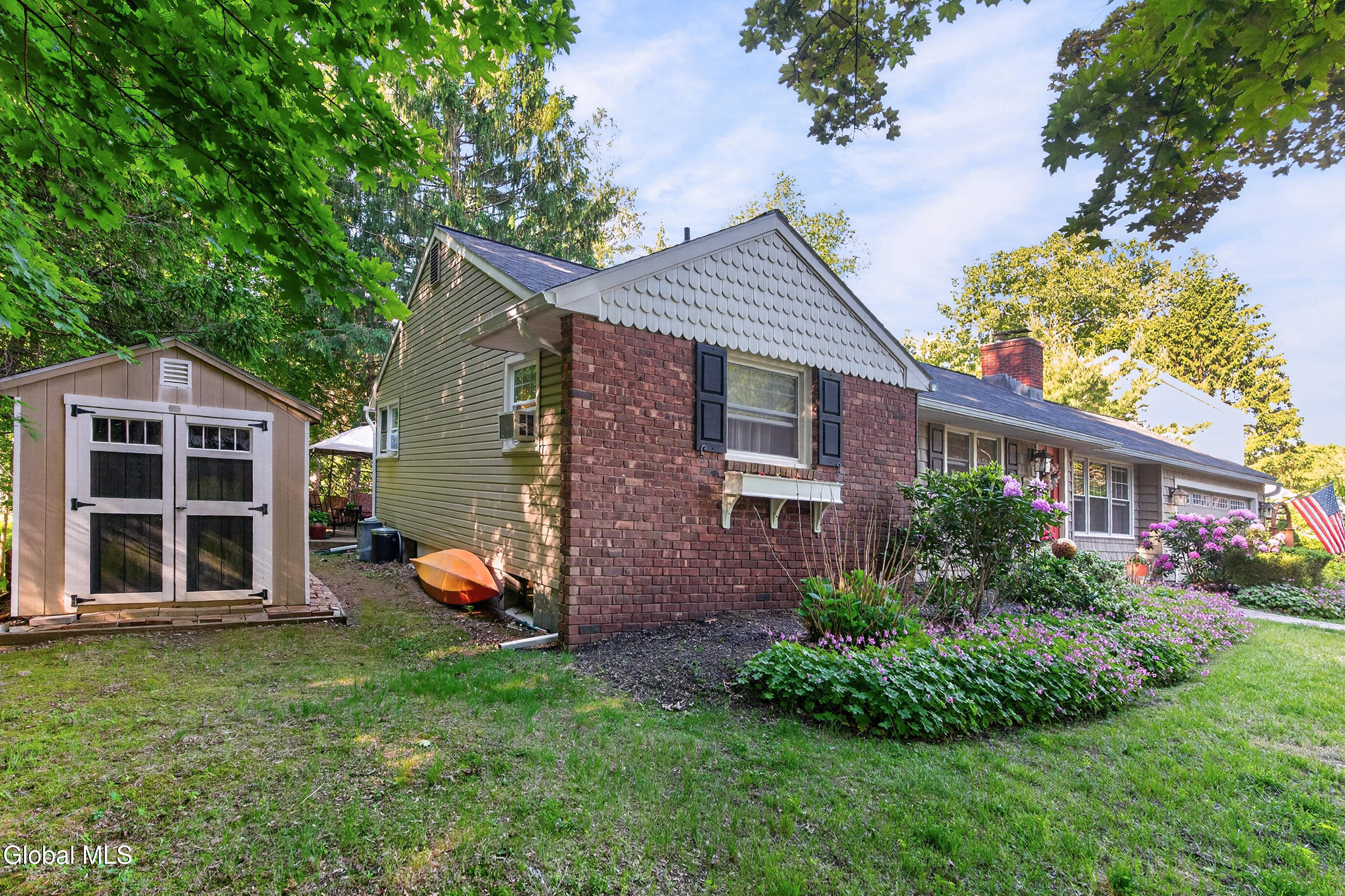 2 Avon Road Bethlehem, NY 12054 - Photo 39 of 40 004-2-Avon-Road-Delmar-NY-12054