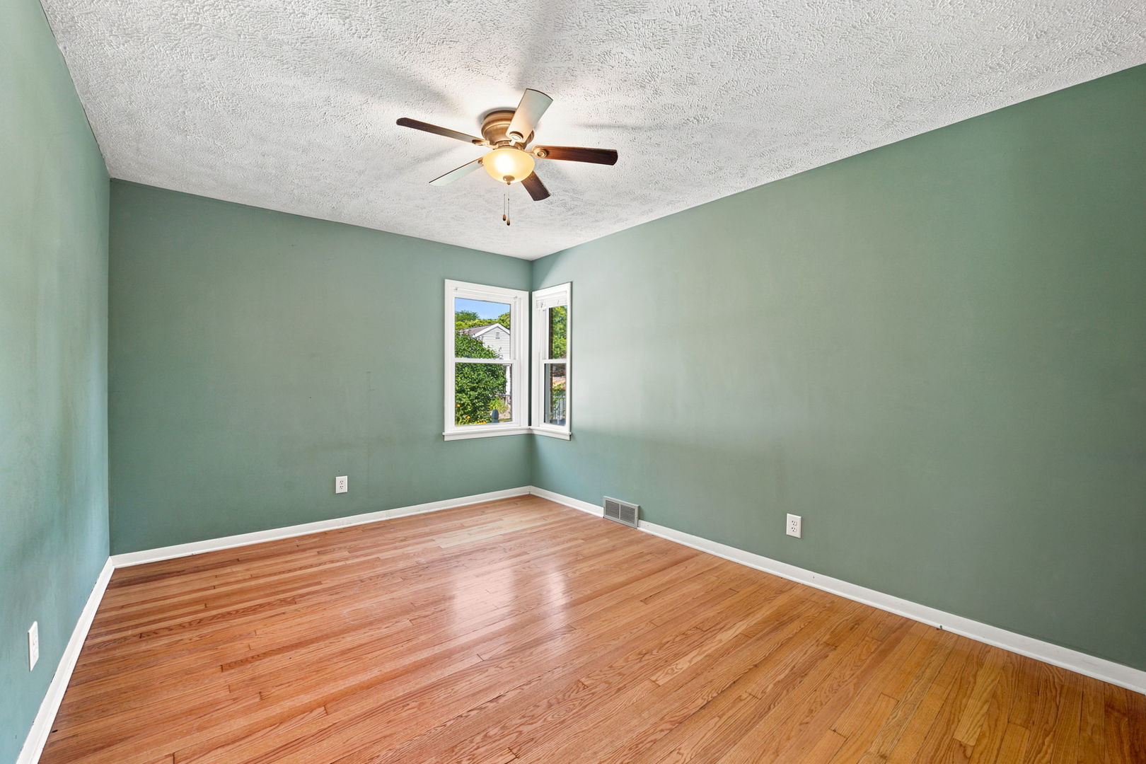 1043 State Street Ottawa, IL 61350 - Photo 19 of 32