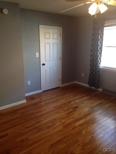 323 Spring Street Bethlehem, PA 18018 - Photo 23 of 24 Gallery Image 23
