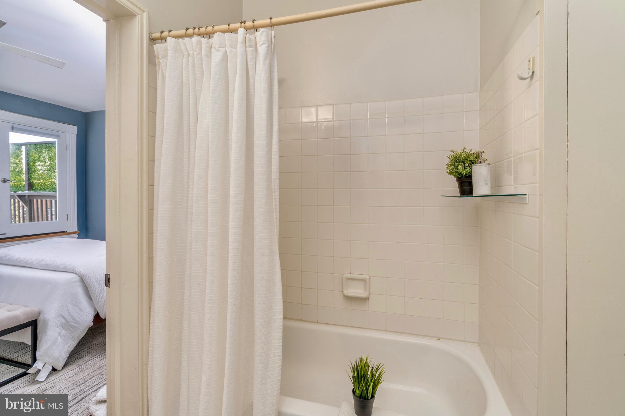 1817 19th Street Northwest, Unit 3 Washington, DC 20009 - Photo 22 of 31