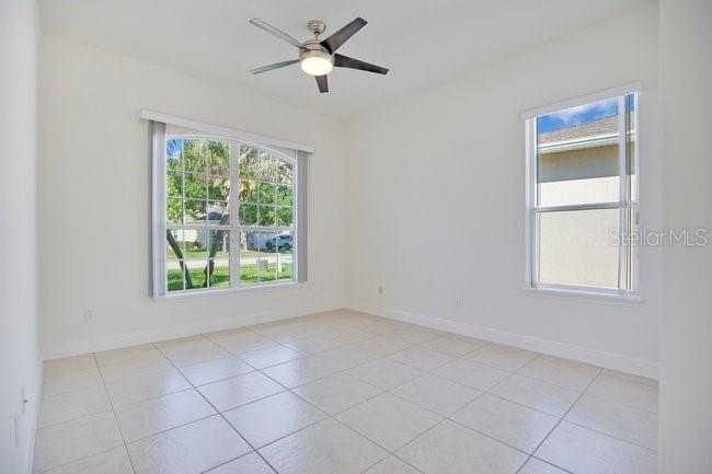 208 Lamonte Pointe Circle DeBary, FL 32713 - Photo 24 of 47 an empty room with windows and closet
