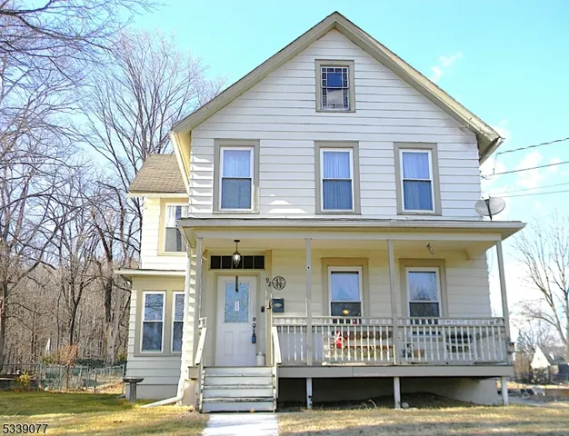 $350,000 | 92 Newton Avenue, Sussex, NJ 07461