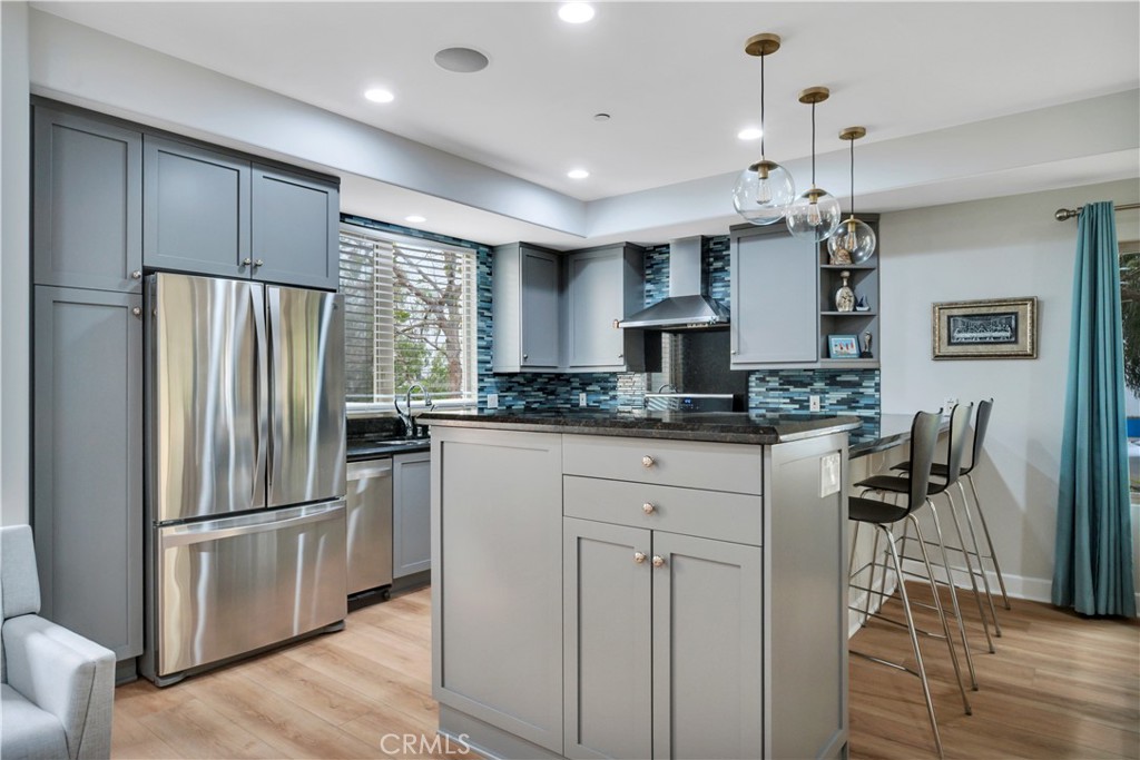 307 Kansas Street, Unit A El Segundo, CA 90245 - Photo 14 of 63