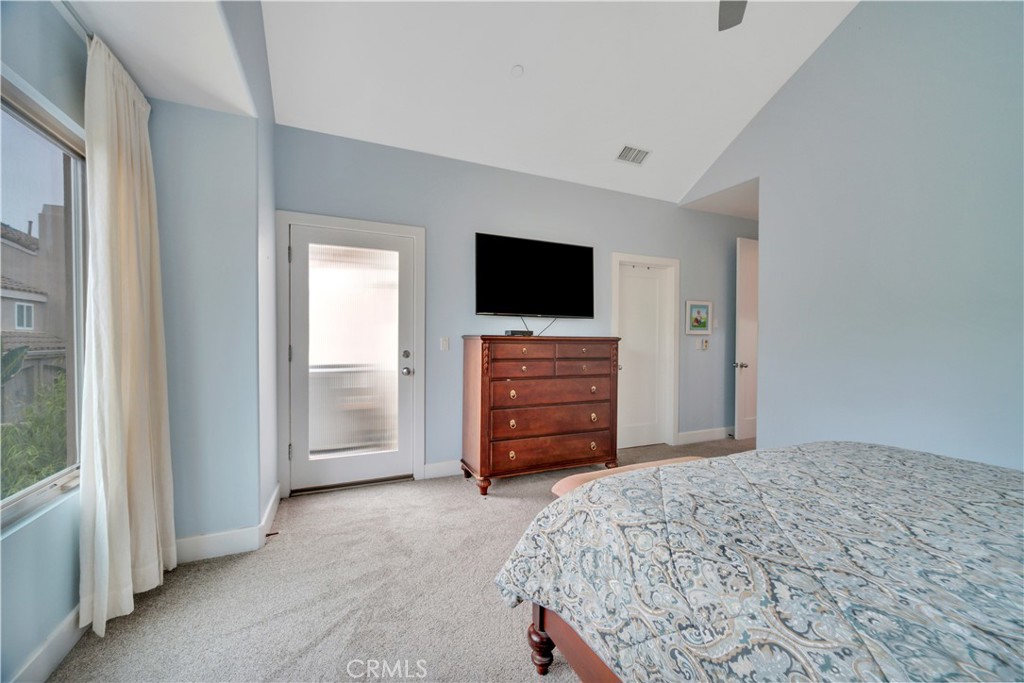 307 Kansas Street, Unit A El Segundo, CA 90245 - Photo 24 of 63
