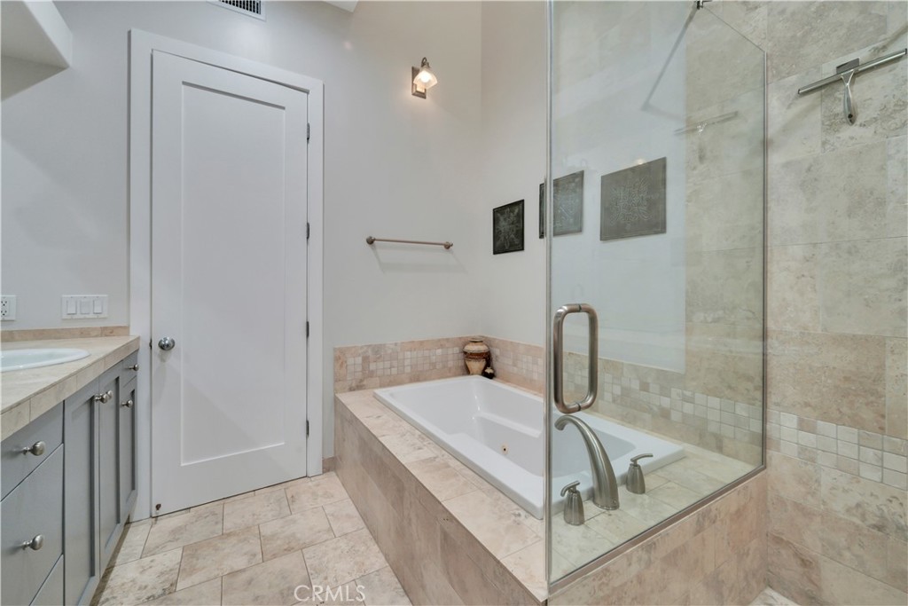 307 Kansas Street, Unit A El Segundo, CA 90245 - Photo 29 of 63
