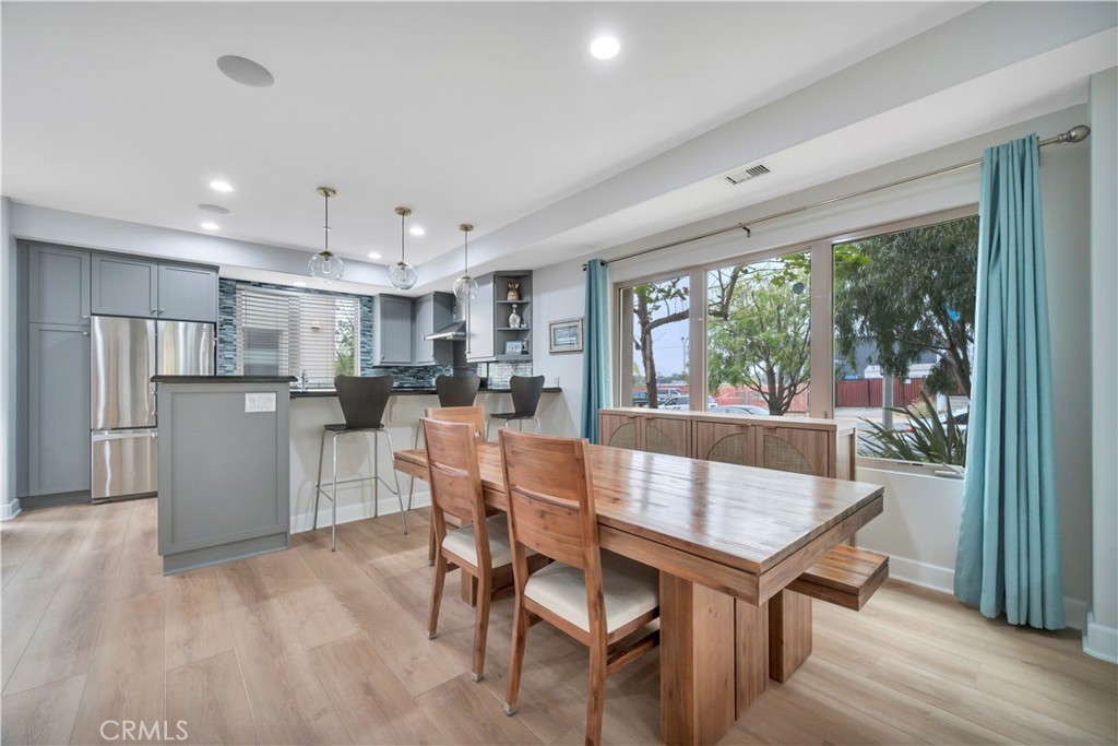 307 Kansas Street, Unit A El Segundo, CA 90245 - Photo 7 of 63