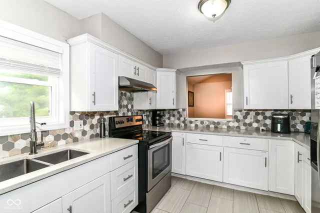 $329,900 | 11612 East 75th Street, Indianapolis, IN 46236