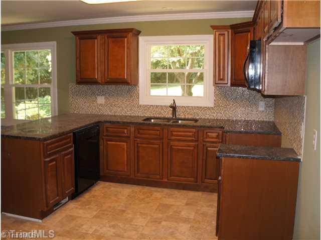 1406 Berwick Road Southwest Winston-Salem, NC 27103 - Photo 3 of 6 Kitchen.