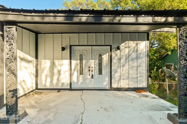 $184,900 | 612 John Street, Hattiesburg, MS 39401