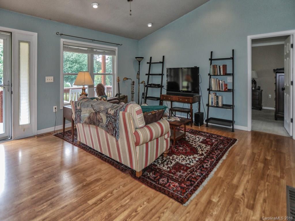 125 Highland Road Waynesville, NC 28786 - Photo 2 of 11 Gallery Image 2