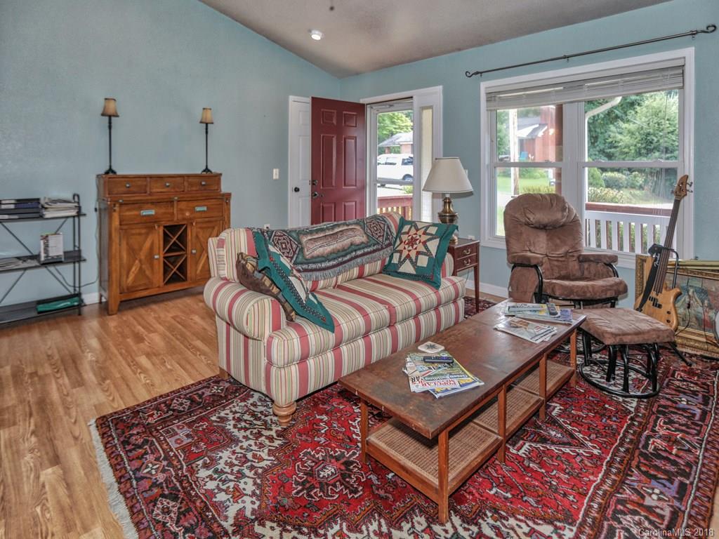 125 Highland Road Waynesville, NC 28786 - Photo 3 of 11 Gallery Image 3