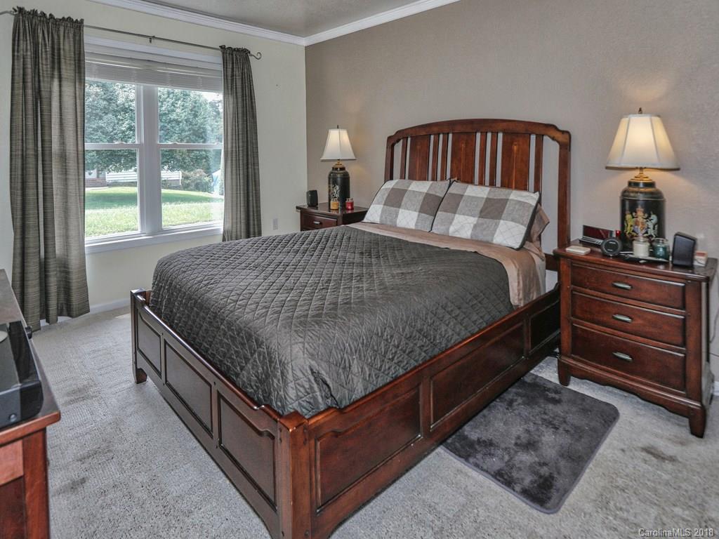 125 Highland Road Waynesville, NC 28786 - Photo 6 of 11 Gallery Image 6