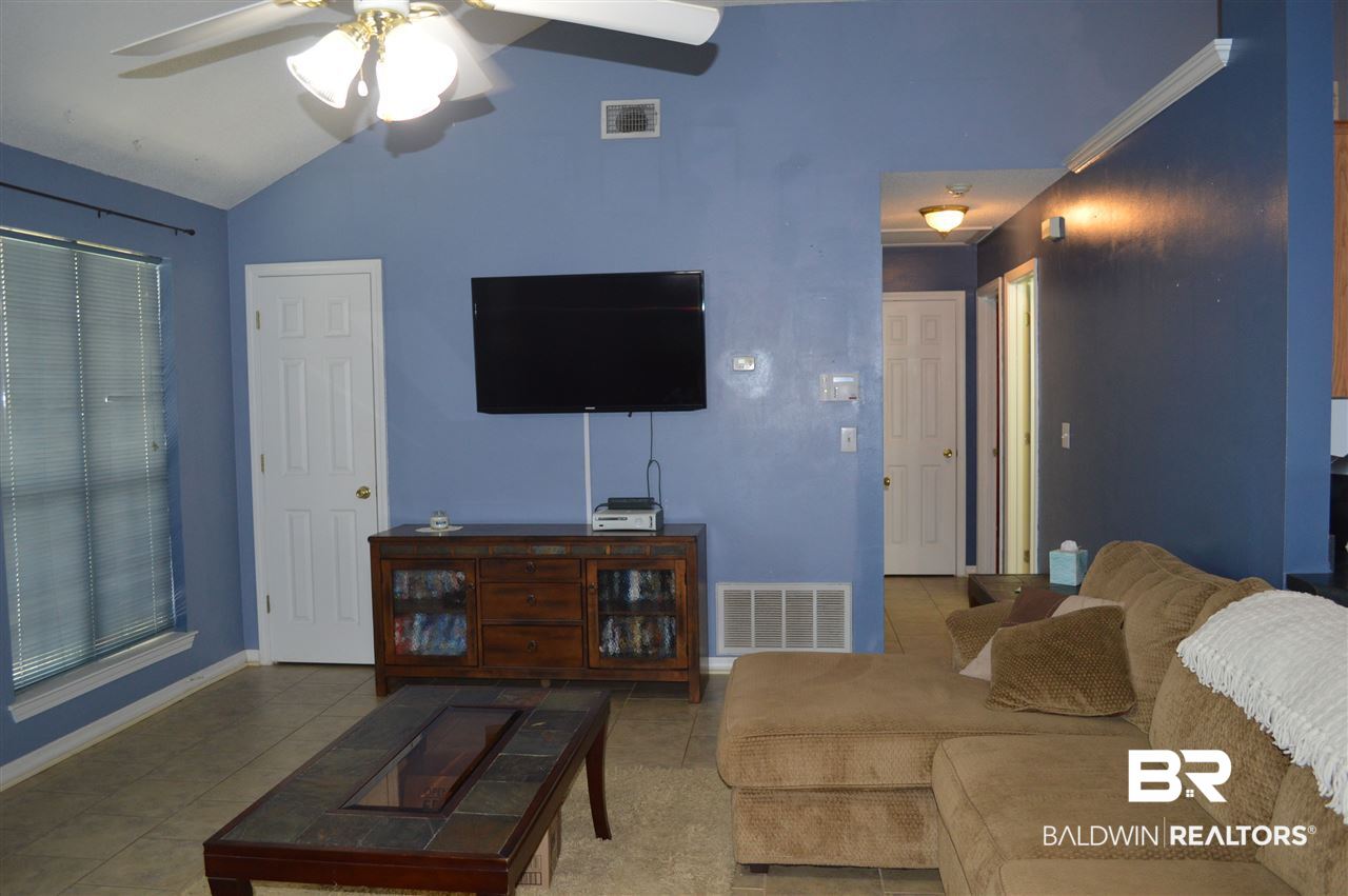 16179 Setter Circle Foley, AL 36535 - Photo 7 of 12
