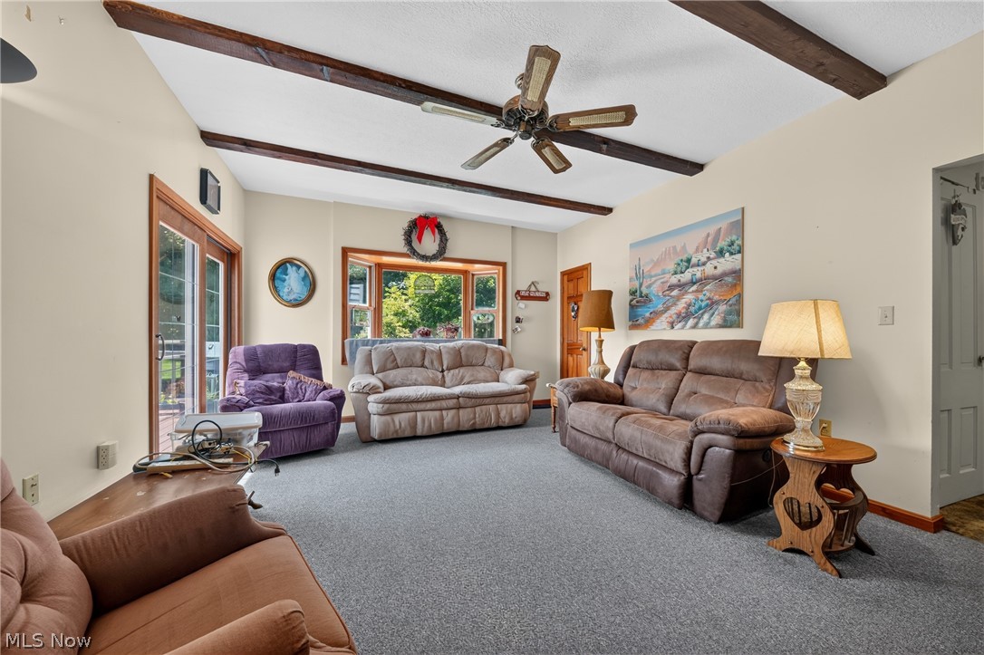 498 Mill Road Conneaut, OH 44030 - Photo 11 of 50 Beamed ceilings in the family room of the Main House
