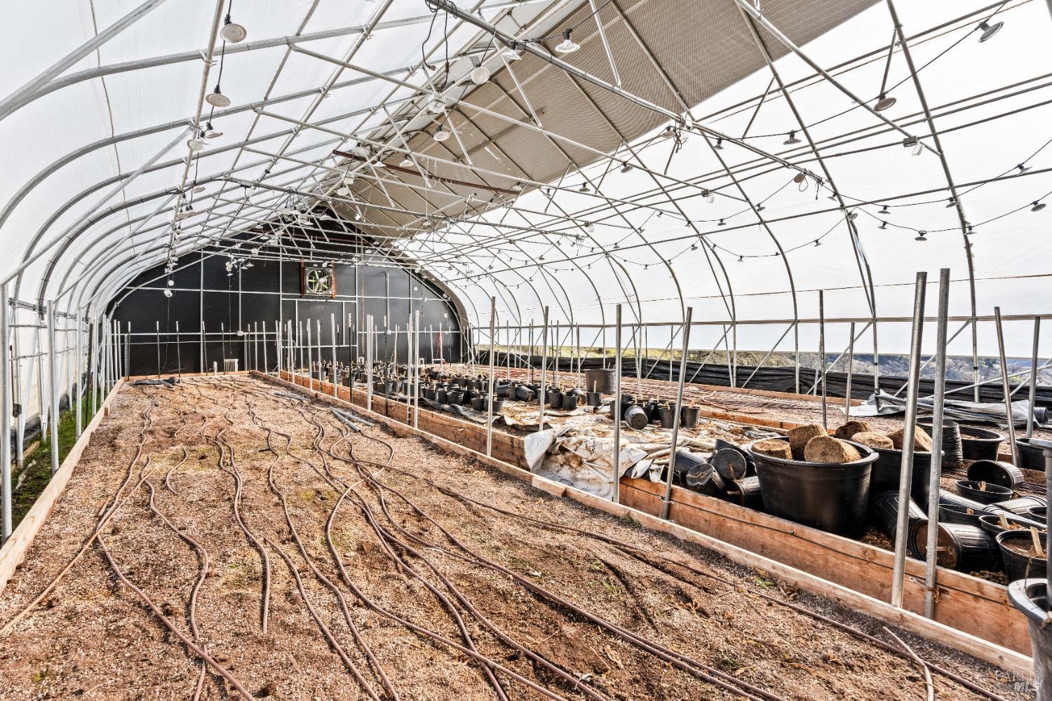 4300 Young Creek Road Ukiah, CA 95482 - Photo 23 of 46