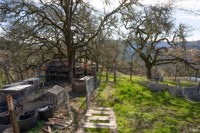 $995,000 | 4300 Young Creek Road, Ukiah, CA 95482