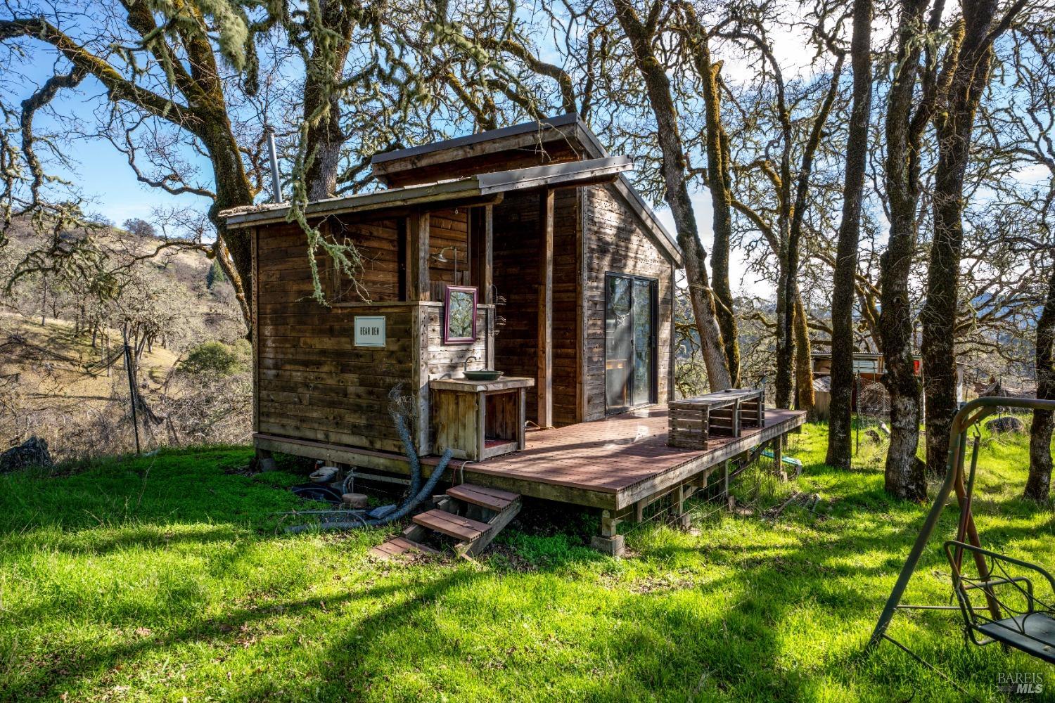 4300 Young Creek Road Ukiah, CA 95482 - Photo 29 of 46