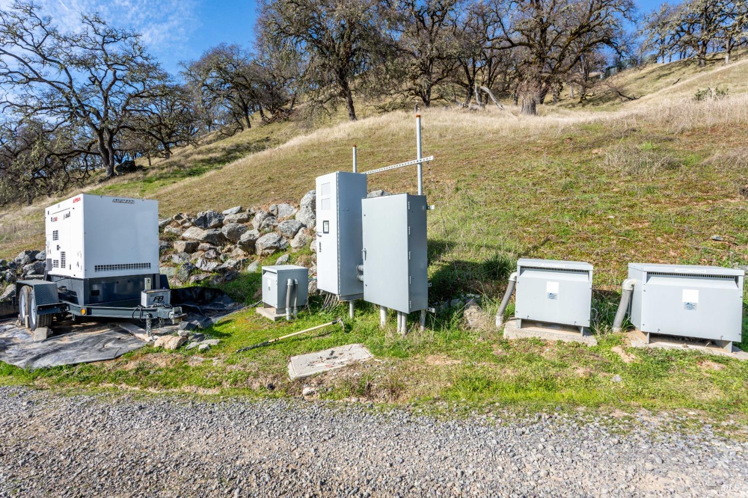 4300 Young Creek Road Ukiah, CA 95482 - Photo 34 of 46