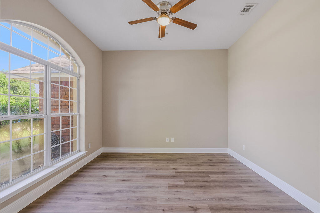6083 Dragonfly Way Crestview, FL 32536 - Photo 12 of 57 DSC00738