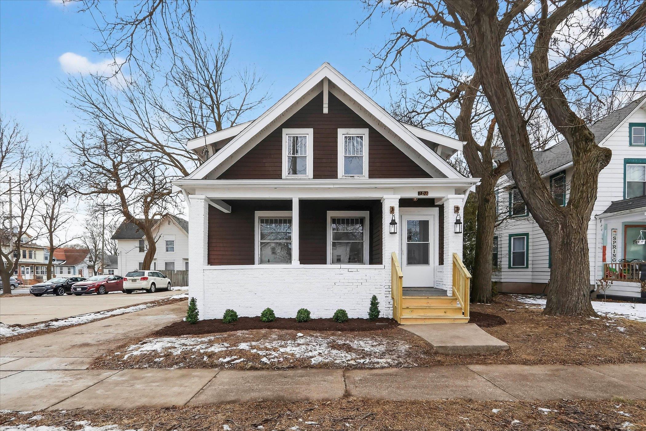 708 West Grand Avenue Beloit, WI 53511 - Photo 3 of 42