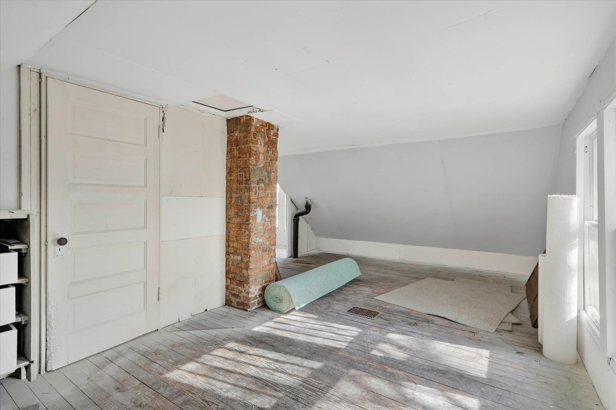 708 West Grand Avenue Beloit, WI 53511 - Photo 32 of 42