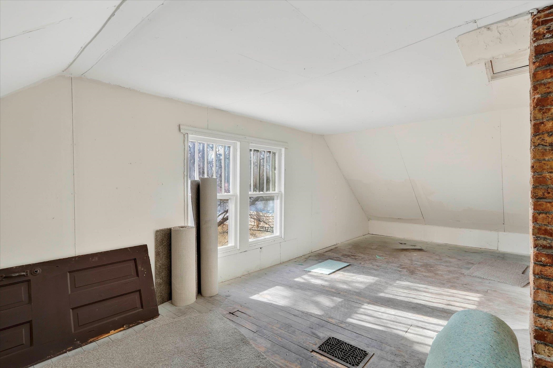 708 West Grand Avenue Beloit, WI 53511 - Photo 34 of 42