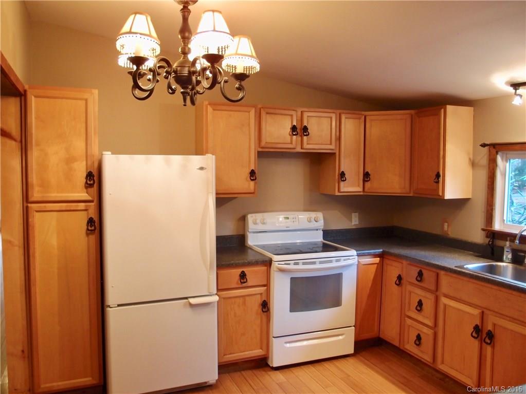 25 Sayles Town Road Fairview, NC 28730 - Photo 12 of 23 Gallery Image 12