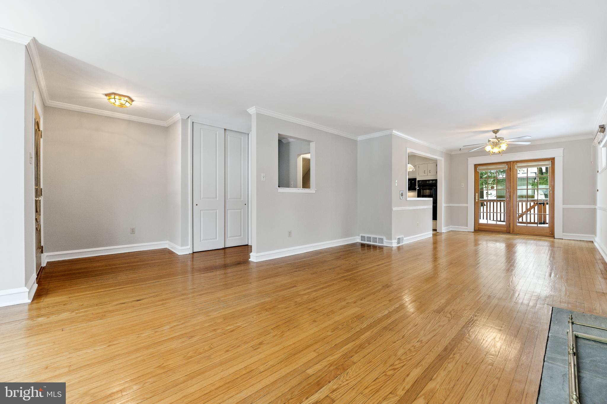 2030 Springhouse Road Broomall, PA 19008 - Photo 8 of 27 Main level