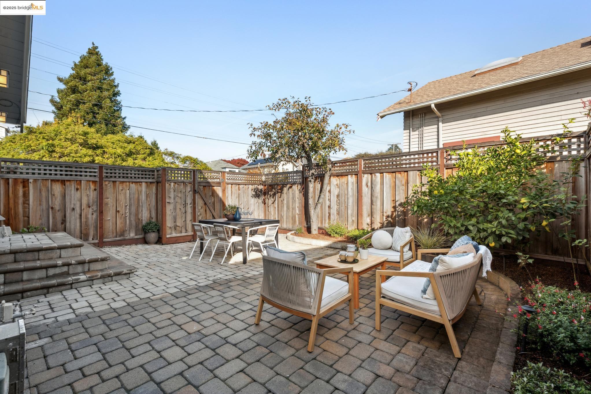 2201 McGee Avenue Berkeley, CA 94703 - Photo 38 of 46