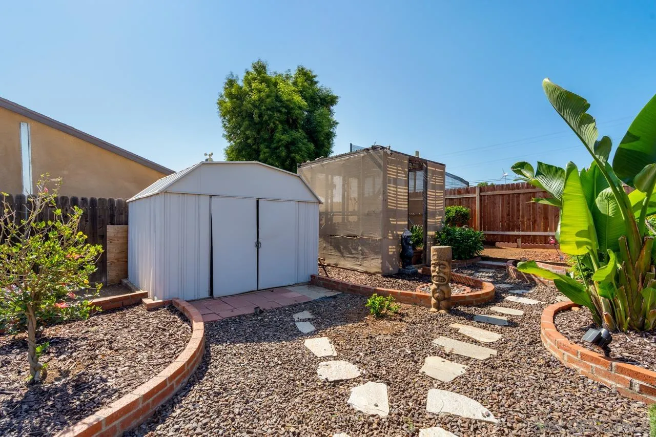 998 Joplin Drive El Cajon, CA 92021 - Photo 31 of 38 a view of a backyard with sitting area