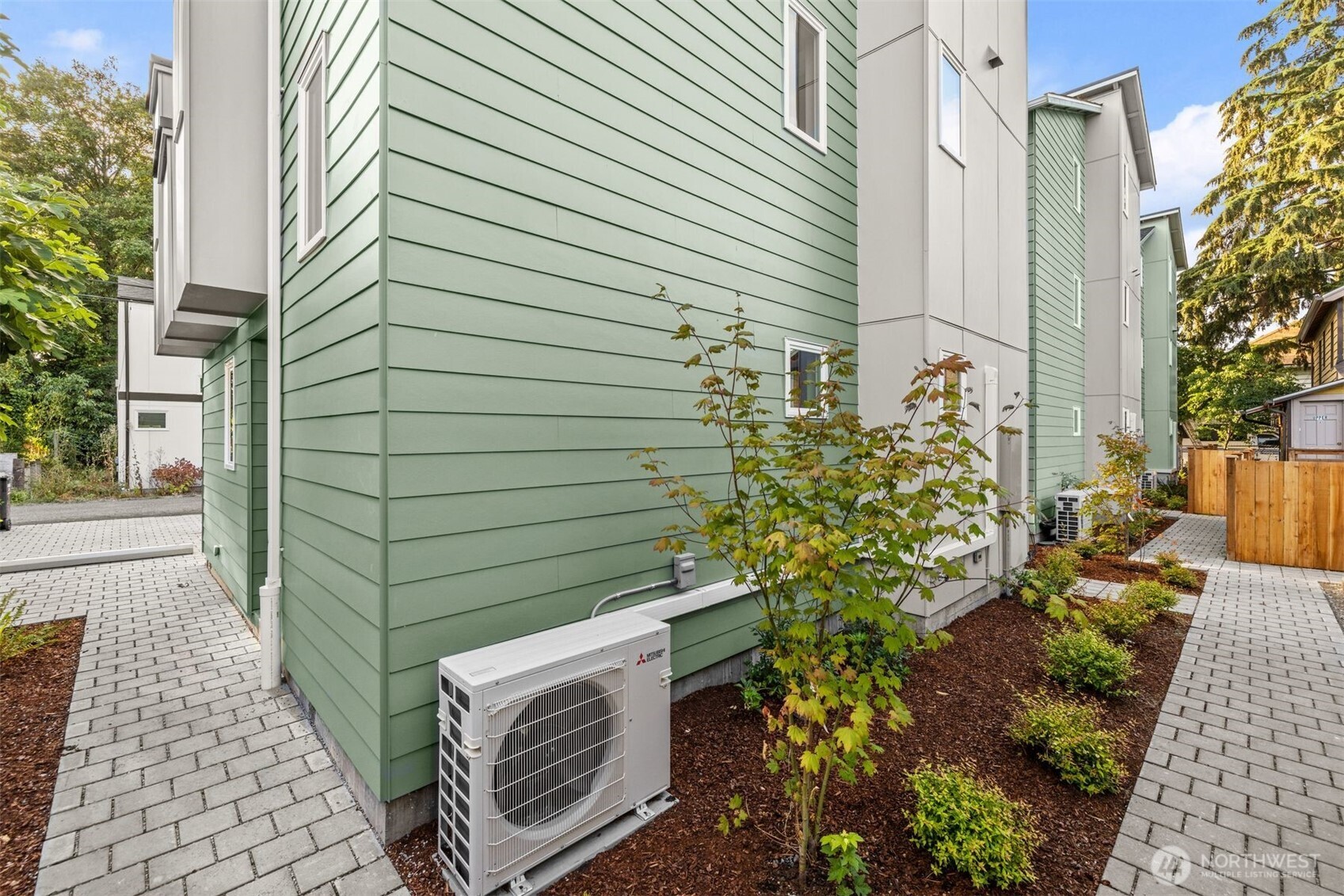 6419 Ellis Avenue South Seattle, WA 98108 - Photo 4 of 28 a view of a pathway of a house