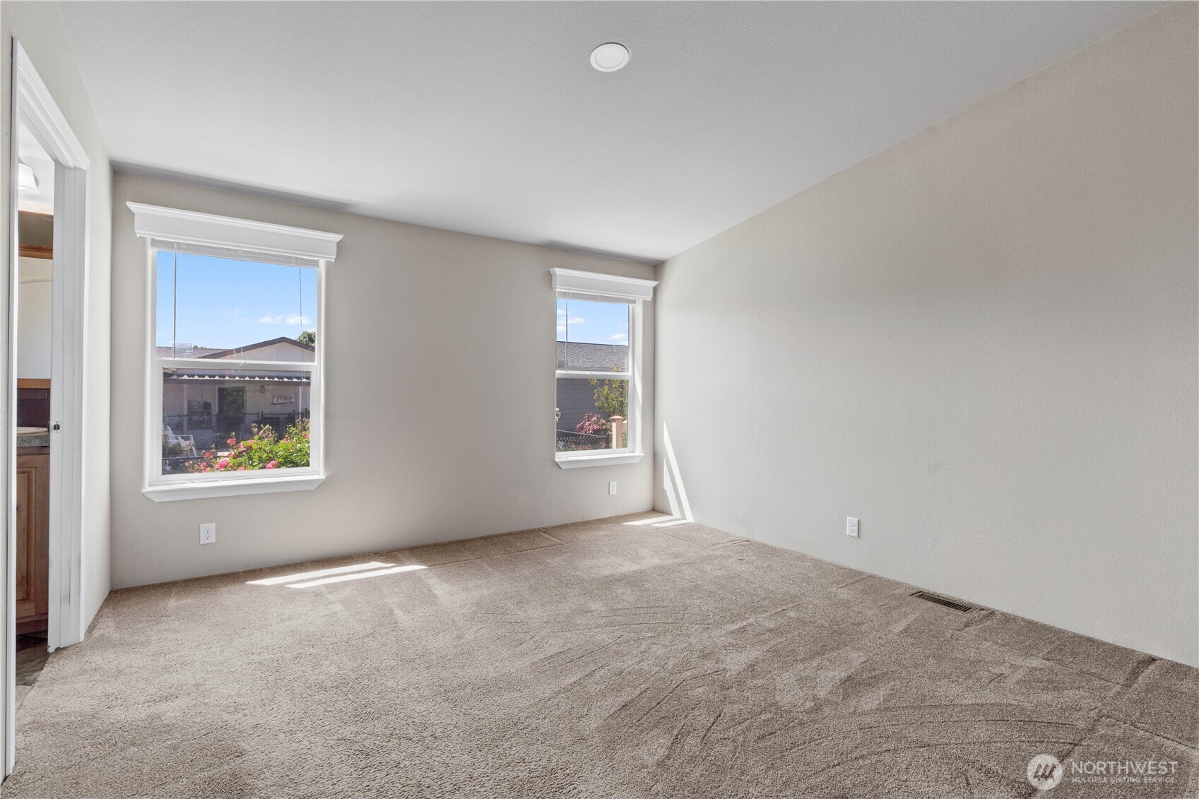 3516 Meadowbrook Lane Southeast Lacey, WA 98503 - Photo 22 of 39